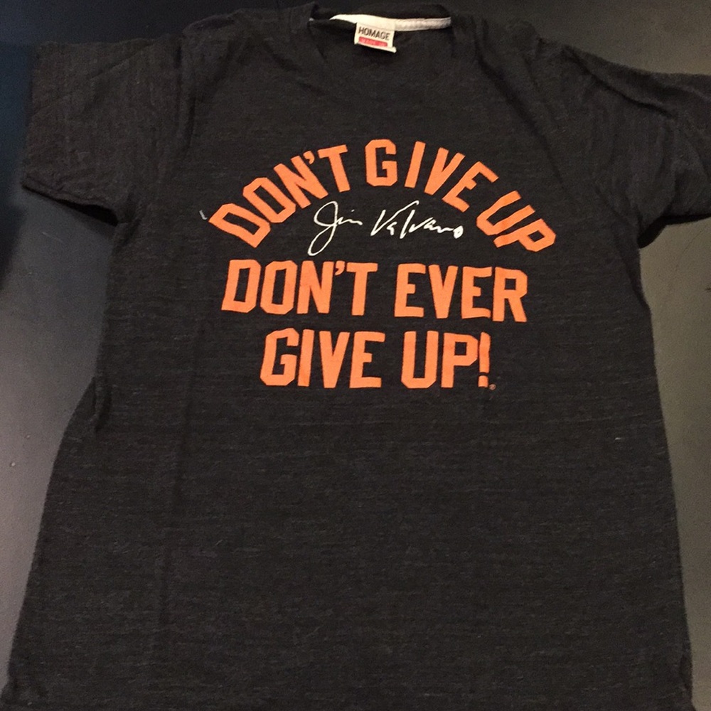 Homage don’t give up Tee
